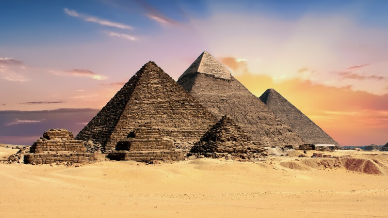 tipy-na-dovolenou-rijen-egypt-pyramidy